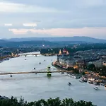 Kahwa Lejlighed Budapest